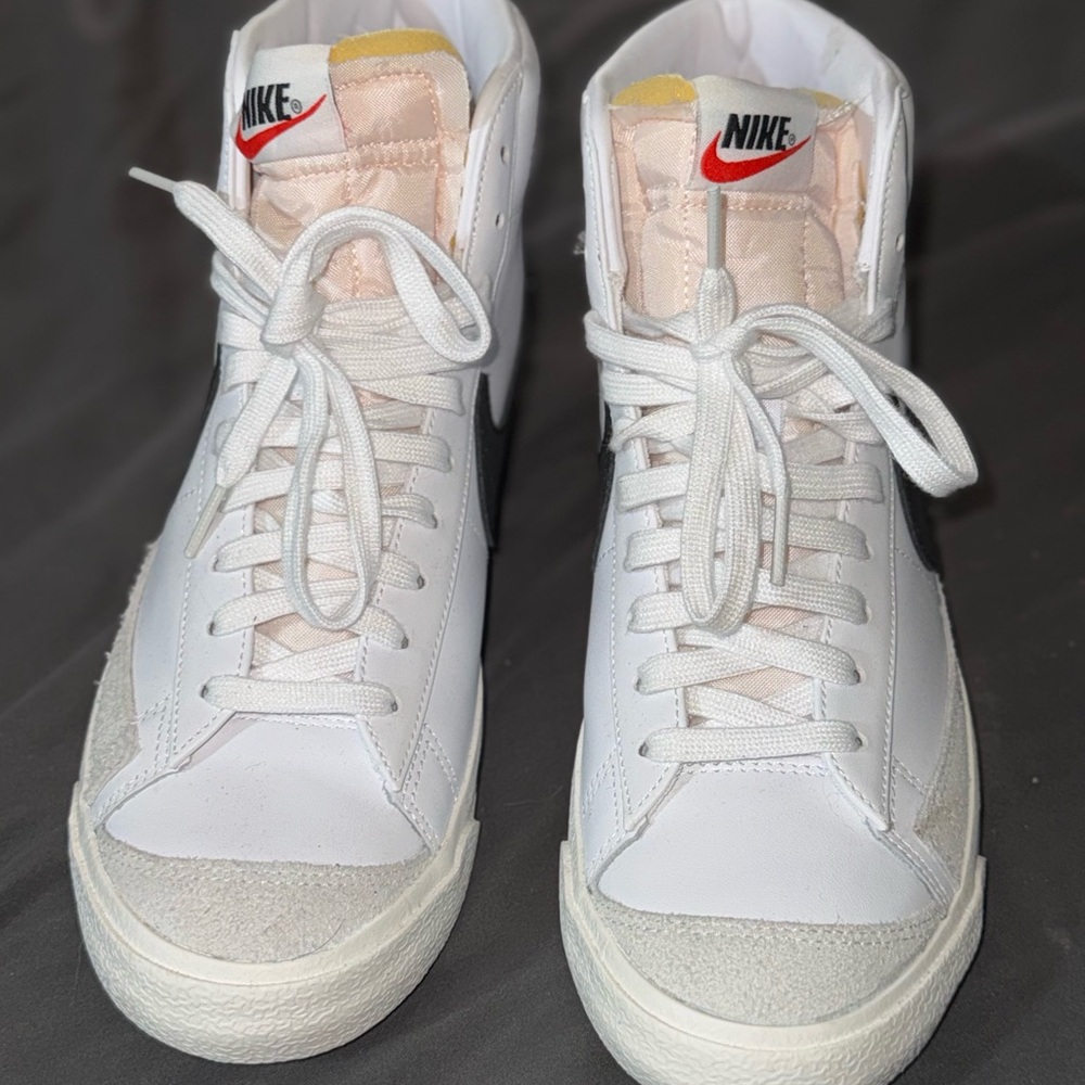 Nike Women's White and Black High-Top Sneakers